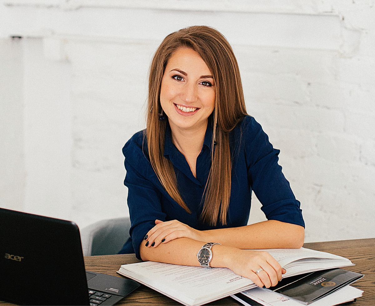 A course creator at her desk